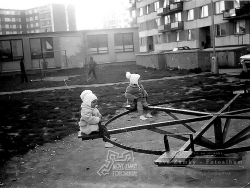 Nové Zámky MIX Fotografií - Dvor - Gorkého ulica, dnes Ľ.Štúra 70.roky