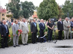 Nové Zámky MIX Fotografií 37 Primátor mesta Gejza Pischinger a kandidát na Nitrianskeho župana Tomáš Galbavý