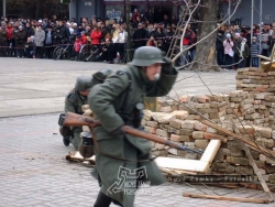 Nové Zámky Rekonštrukcia konca druhej svetovej vojny 108