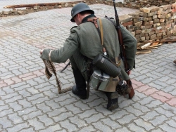 Nové Zámky Rekonštrukcia konca druhej svetovej vojny Nové Zámky 36