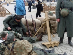 Nové Zámky Rekonštrukcia konca druhej svetovej vojny Nové Zámky 53