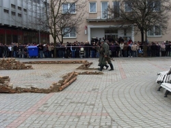 Nové Zámky Rekonštrukcia konca druhej svetovej vojny Nové Zámky 77